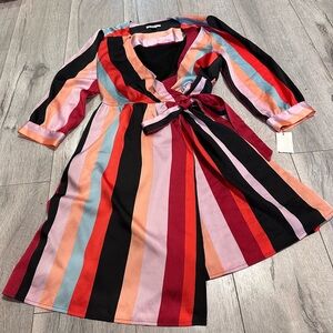 Bar lll Dress size M NEW with tag